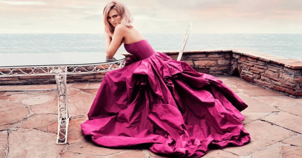 Cum-sa-alegi-si-sa-accesorizezi-rochiile-elegante.jpg