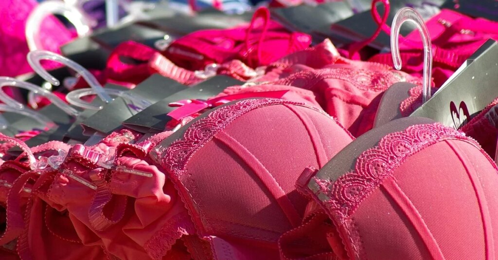 Un-An-Nou-O-Lenjerie-Intima-Noua-Ghidul-Nostru-pentru-Shopping.jpg